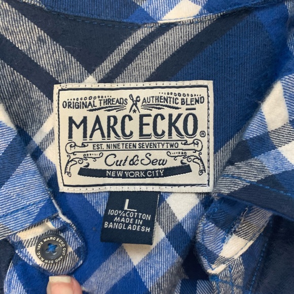 SOLD ‼️Marc Ecko// plaid button down size large - Picture 4 of 7